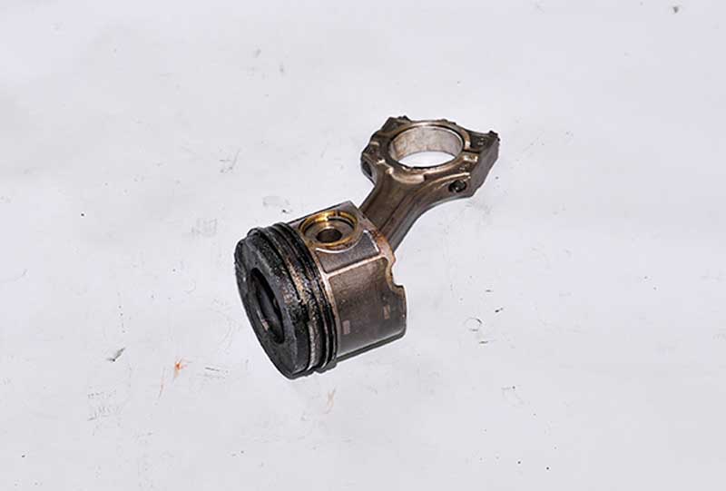 BMW 4 SERİSİ ÇIKMA YEDEK PARÇA ÇIKMA-BMW-PARÇA-BMW-PİSTON-KOLLARI-(1)